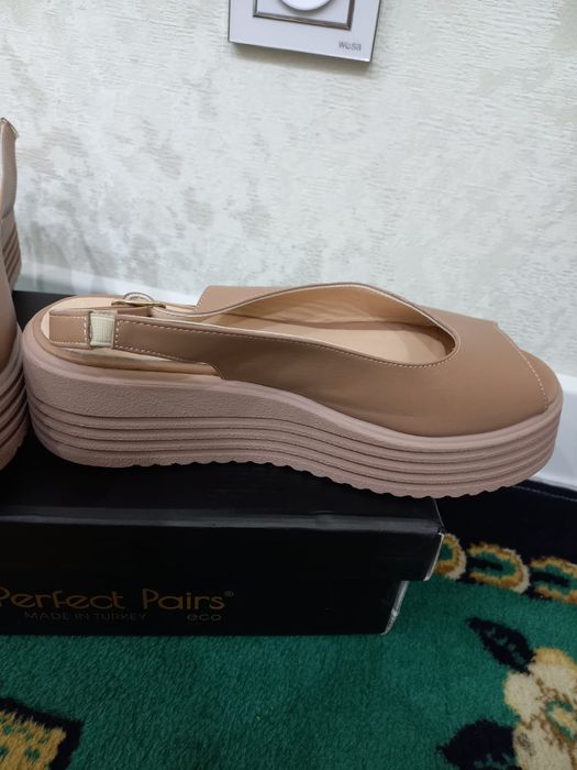 Продаётся женская обувь, 38 размер