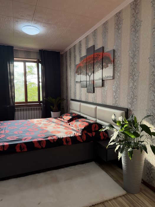 Кровать парящая с матрасом ортопед