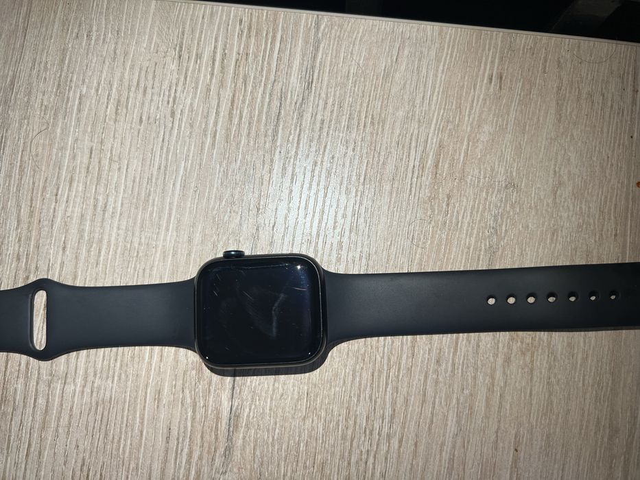 Apple watch 8/45
