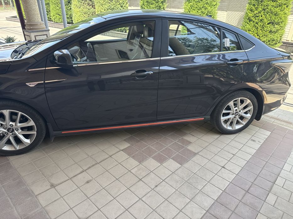 Chery arrizo 6pro 2 chi pozisiya