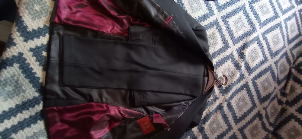 Продам костюм мужской