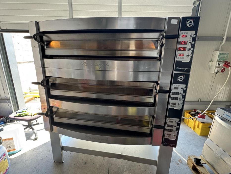 Професионална Пицарка Cuppone! ТОП ОФЕРТА!