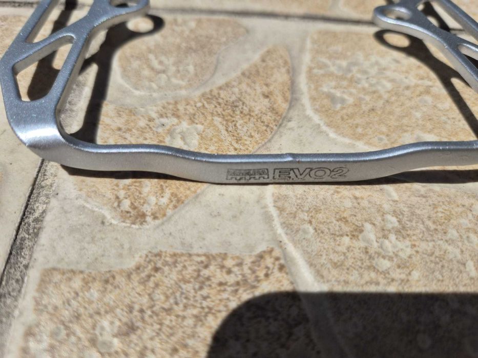 Set frane hidraulice Magura HS11-EVO2, inclusiv 2 perechi saboti noi