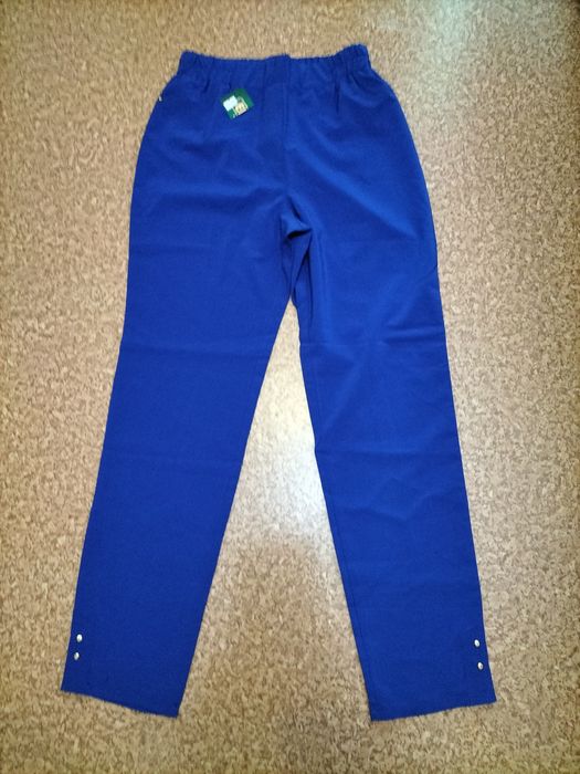 Женские брюки классика