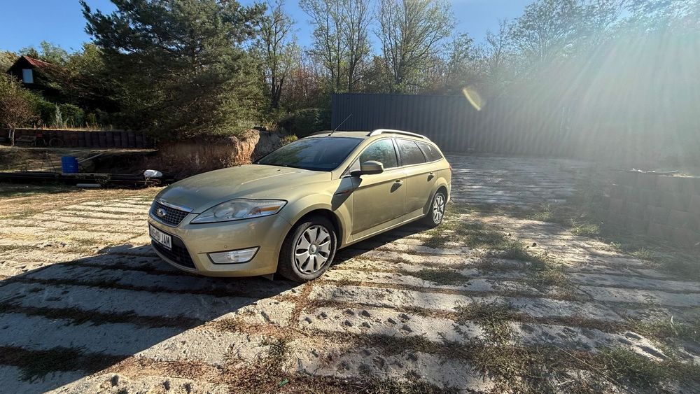 Ford Mondeo Ford Mondeo 2.0 Diesel.  140 CP km original.