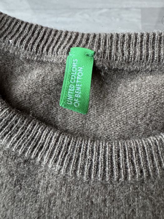 Пуловер Beneton 100% вълна XS