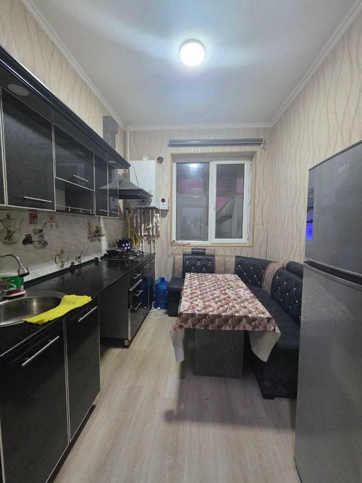 Продаётся 2х комн квартира на 3 этаже Ор-р Конечка