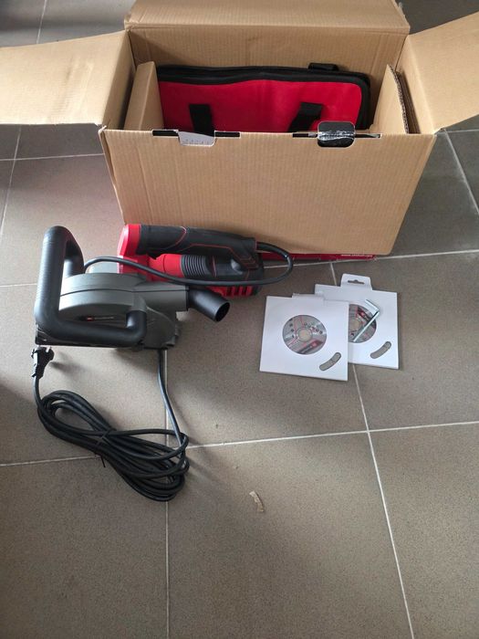 Einhell TE-MA 1700 Freza pentru caneluri beton, 1700 W, 150 mm, geanta textila, accesorii