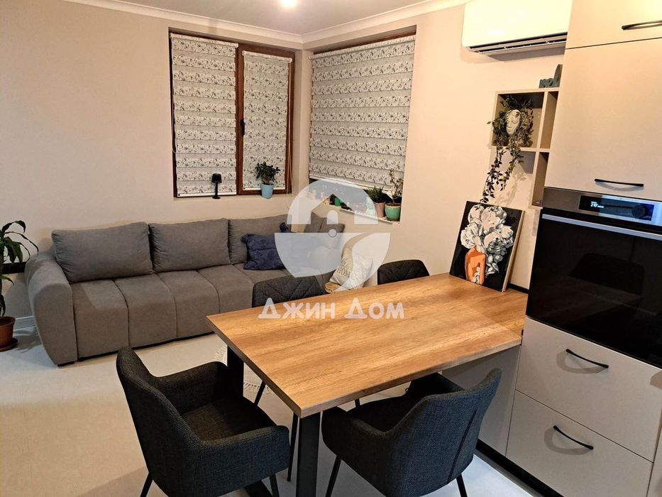 Продава се Къща в Свети Влас - 320 кв.м за 682 €/кв.м - Снимка #1