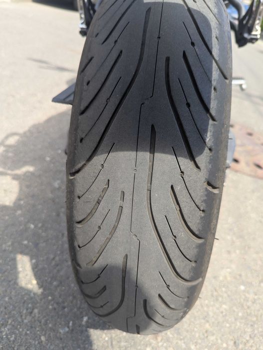 Motocicleta Yamaha MT-03 660cc