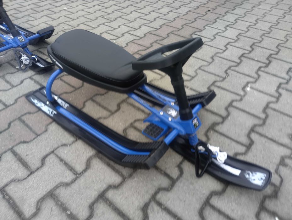 MONI Детска шейна с кормило СНЕЖКО син