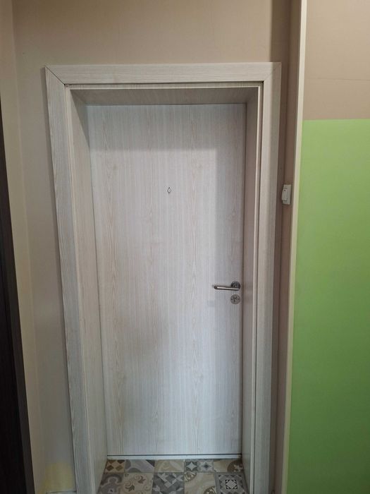 Дава се под наем Двустаен апартамент в Добрич, Център - 55 кв.м за 348.84 € - Снимка #1