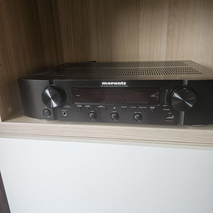De vanzare marantz nr 1200