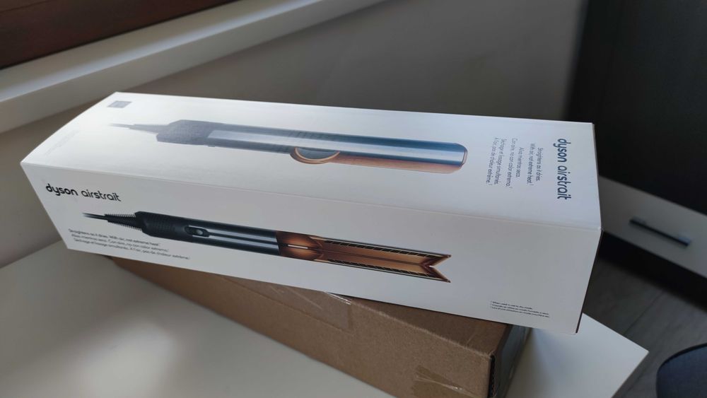 Placa indreptat parul cu aer Dyson HT01 Airstrait