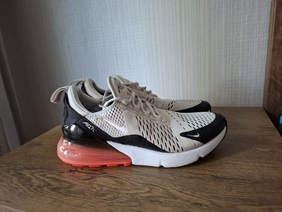 Nike air Zoom 270 маратонки 39.5 номер.