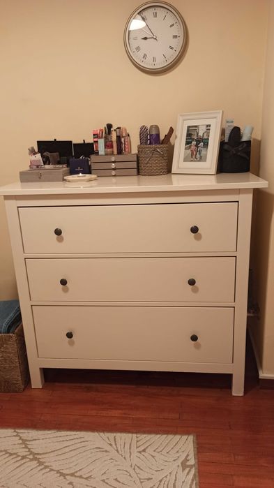 Comoda Ikea Hemnes