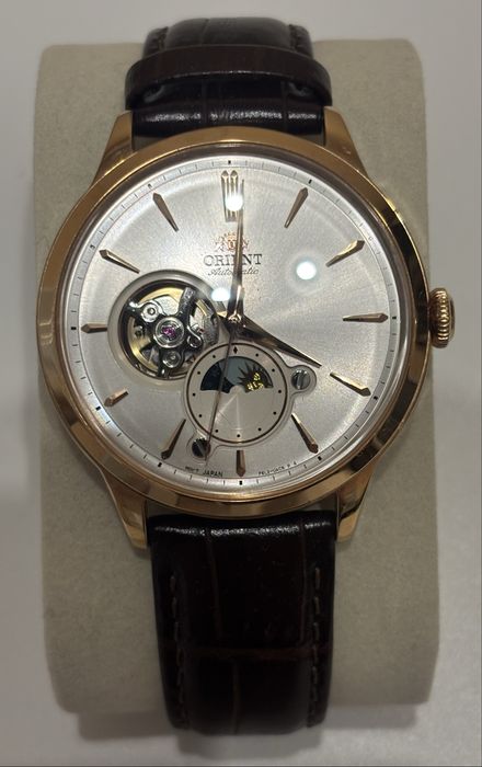 Часовник Orient RA-AS0102S30B.