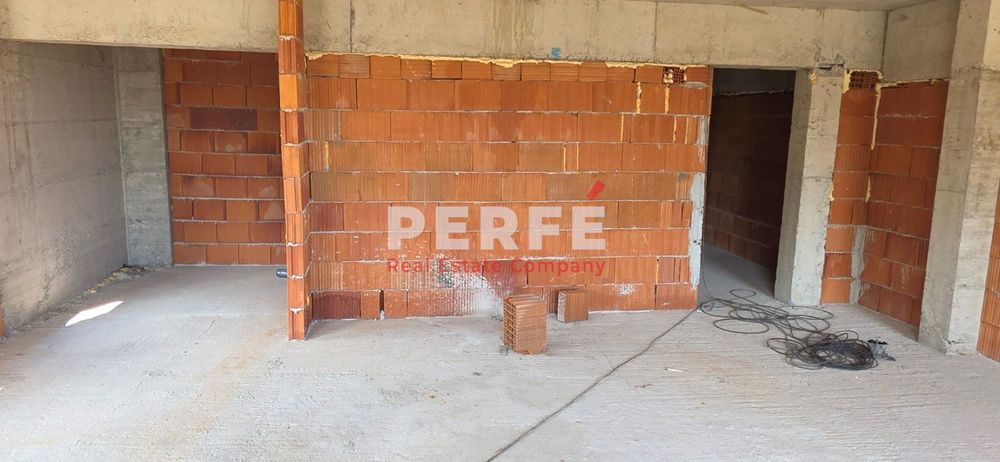 3-стаен в София-Карпузица площ 136 цена 247520