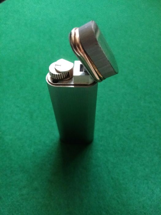 Brichetă Cartier Paris model Trinity autentică aur18k