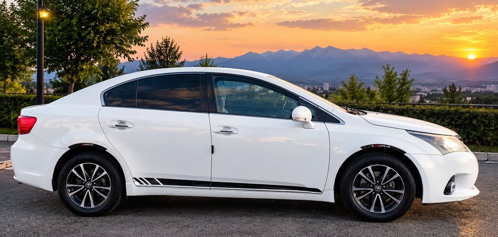 Toyota Avensis 2012г