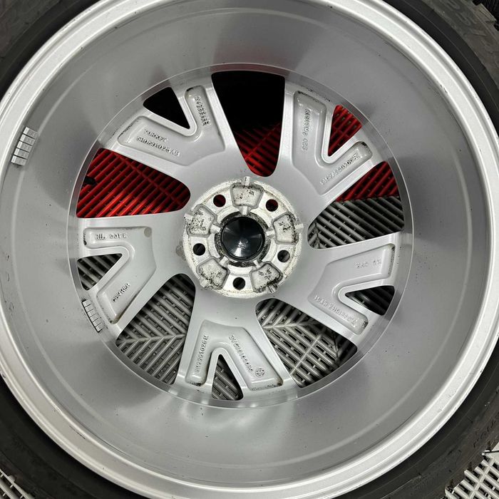 Jante VW Golf GTI TVA19% Bergamo iarna 225 40 18