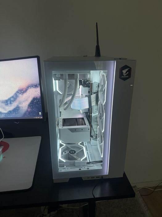 Setup complet PC gaming RTX 4080 + Samsung Odyssey Neo G9”