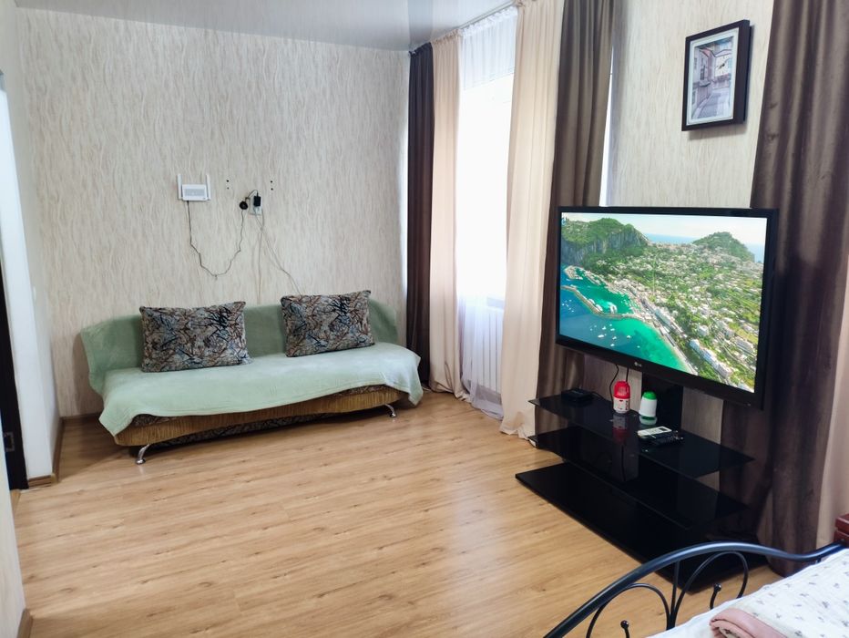 1 ком.кв. Тургенева 100 В