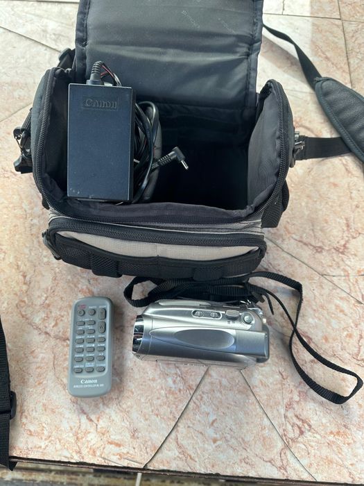 Видеокамера Canon WIDE-SCREEN
