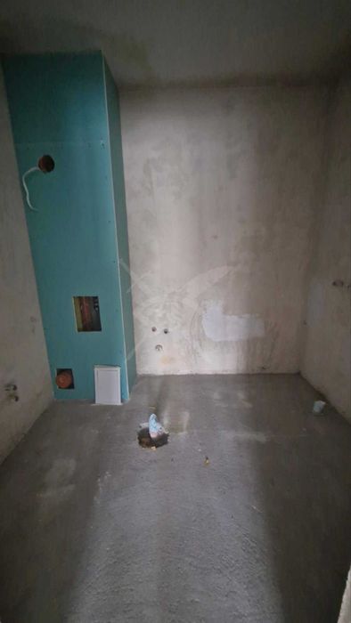 Двустаен в идеален център на Асеновград