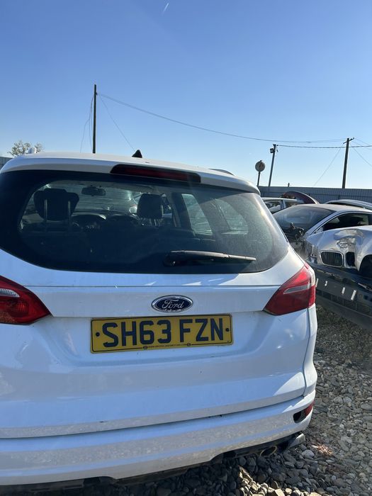 Haion cu lunetă Ford Focus 3 Break