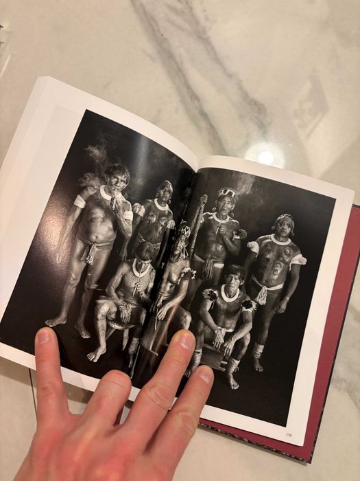 album foto Sebastiao Salgado Genesis editie mica hardcover 2022 noua