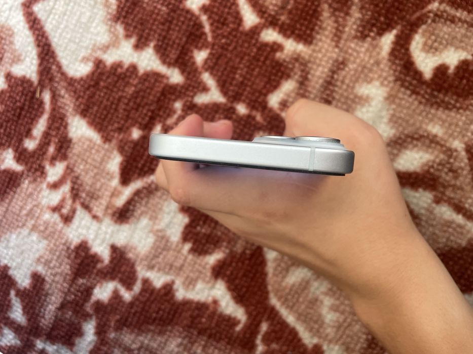 Iphone 15 B/U sotiladi