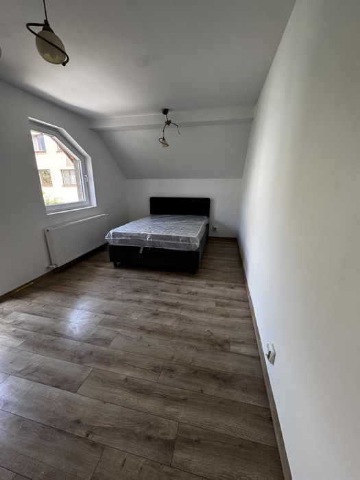 Renovare apartament/Renovare case/ renovare vile/ renovări complet/ zugrav/gresie/faianta/parchet/ Amenajare interioare/ tincuiala /usi/terasa
