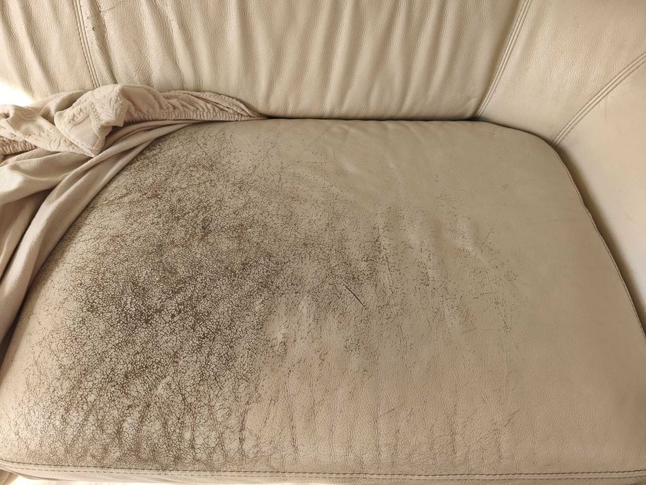 Ъглов диван от естествена кожа