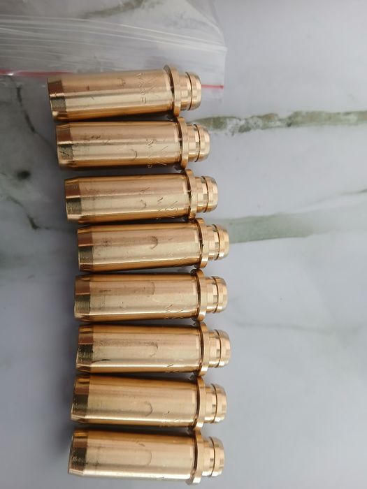 Направляющи втулки