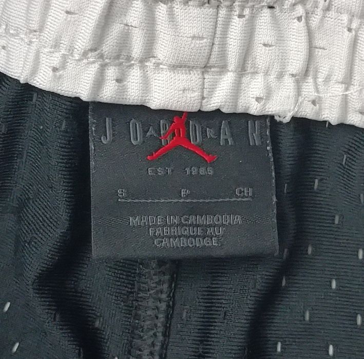 Jordan AIR Nike Diamond Shorts оригинални гащета S Джордан Найк черни шорти спорт