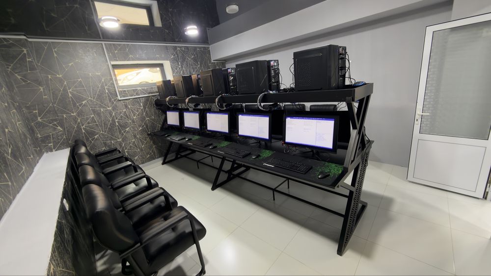 Kompyuter Xona Game Club