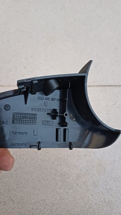 Carcasa inferioara oglinda stg Golf5