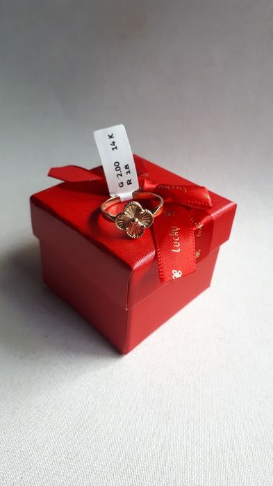 кольца желтой золото 585-п, 2-гр, хороший подарок.