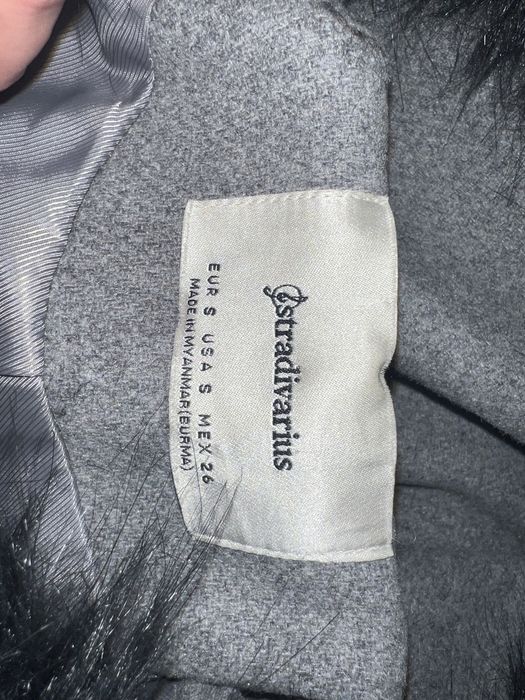 Сиво официално палто STRADIVARIUS
