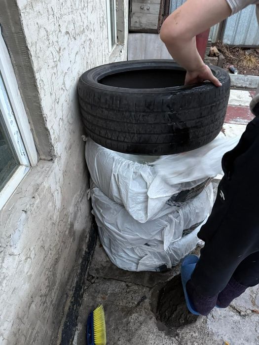 Продам шины от ренжровера