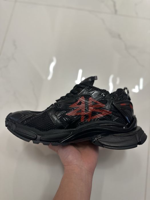 Balenciaga Runner “Graffiti”