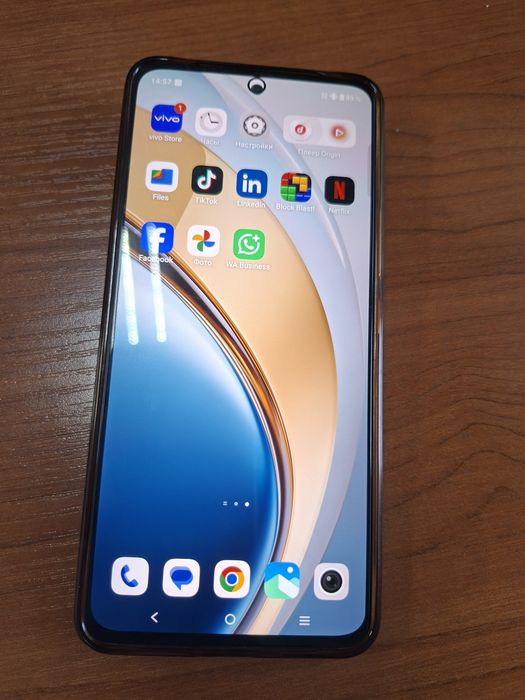 Продам смартфон Vivo V40 Lite в отличном состоянии