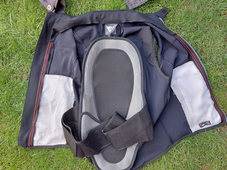 Protecție coloana moto Dainese mărimea Xl