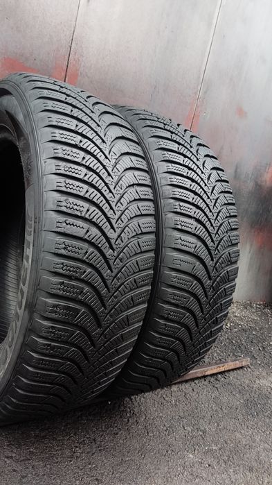 2бр. зимни гуми 175/65/14 Hankook Winter 
dot22