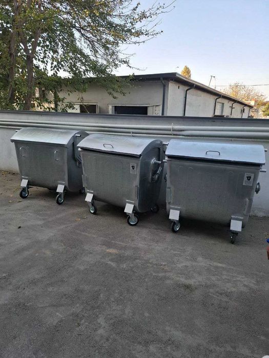 Мусорные контейнеры металлические