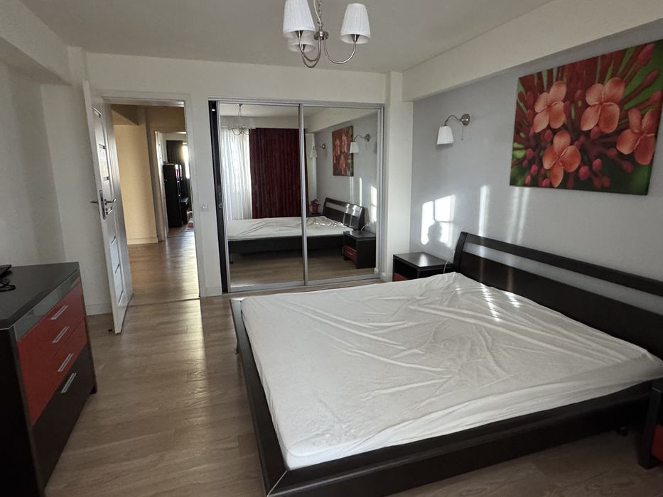 De închiriat: Apartament 3 camere, decomandat – Zona Centrală, Slatina
