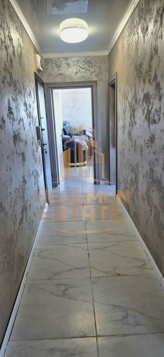 Продава се Тристаен апартамент в Варна, Аспарухово - 105 кв.м за 1809 €/кв.м - Снимка #3