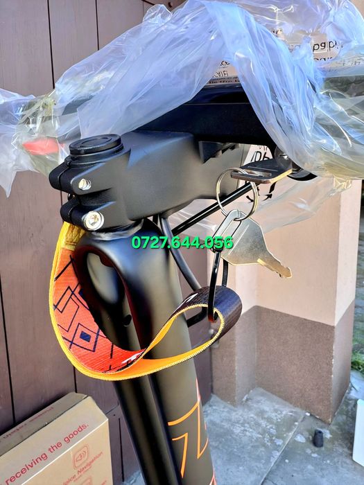 Kukirin G2 ULTRA Trotineta electrica 2 motoare 1600 w noua sigilata