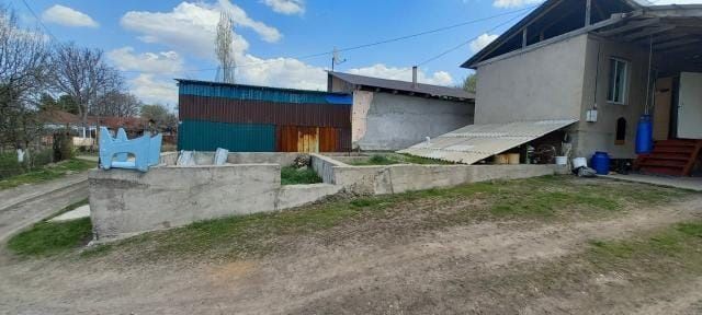 Дом в село Рахат